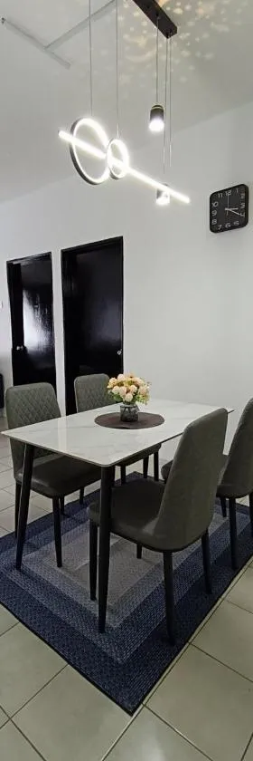 Cozy Nest at Coutryhomes Rawang by Bliss Stay Management，位于万挠的酒店