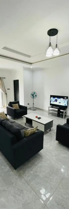 DSD-Apartments，位于Brusubi的酒店