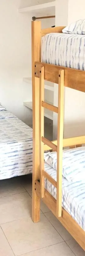 Pangora, habitación privada de Flor de Lis Beach House，位于普拉亚斯的酒店