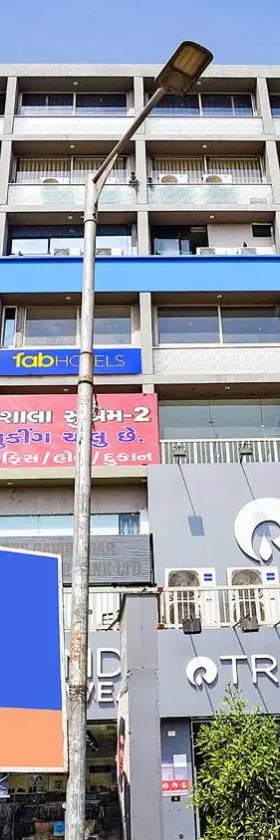 FabHotel Vishala In，位于艾哈迈达巴德的酒店