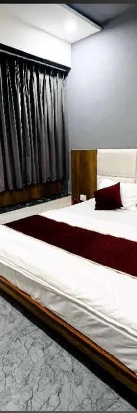 Hotel secure inn kadodara road，位于苏拉特的酒店