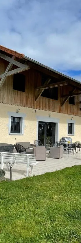 La Guette，位于Cercy-la-Tour的酒店