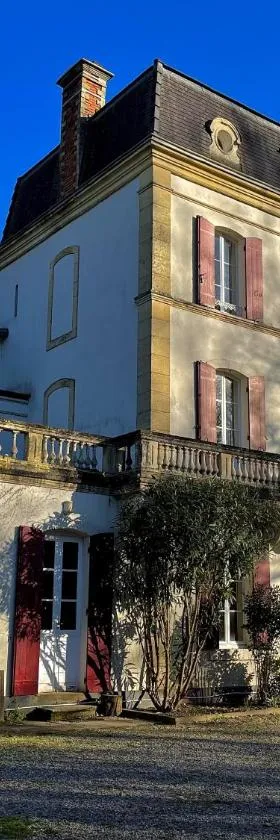 Domaine La Gazaille de Camille，位于Le Temple-sur-Lot的酒店