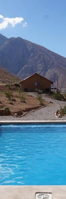 Cumbres de Alcohuaz，位于Alcoguaz的酒店