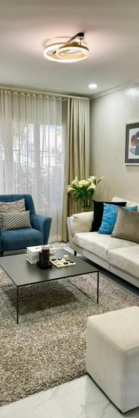 Bonel Townhouse Tagaytay，位于Alfonso的酒店