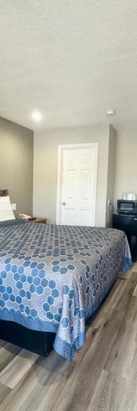 Villa Court Inn Oroville，位于奥罗维尔的酒店
