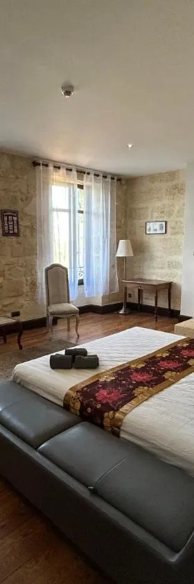 FSP château julie，位于Virsac的酒店