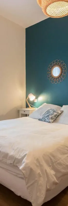 Chambres D'hôte Le Cèdre Bleu，位于Saint-Jean的酒店