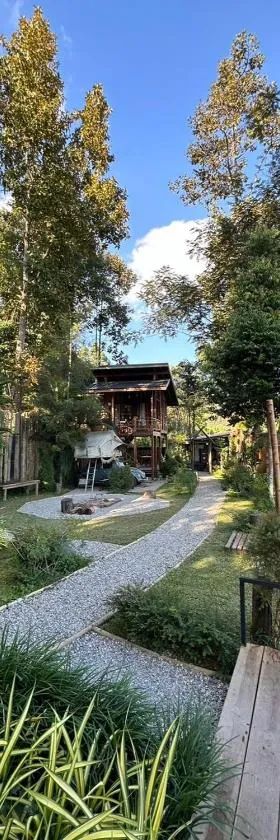 Camp Mai Mee Chue，位于班彭阳奈的酒店