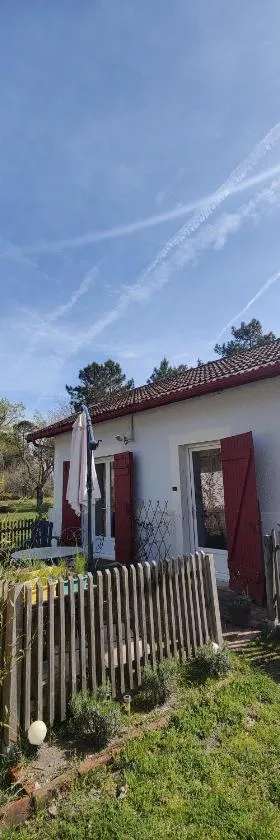 D&D, La maison des écureuils，位于Lesperon的酒店