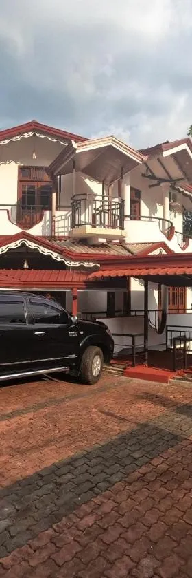 Rafting Reach Layathraa，位于纳沃勒皮蒂耶的酒店