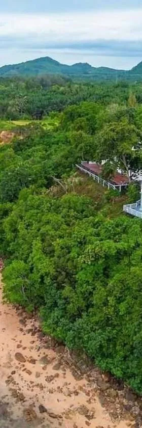 ภูผาหน้าเล PhuPha-NaLay Cafe'n Camping，位于Ban Muang Thaeo的酒店
