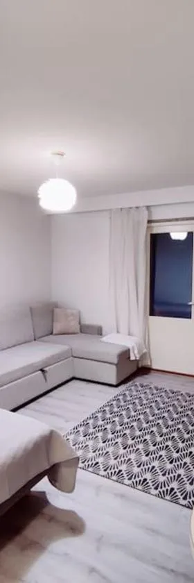 Yksiö saunalla，位于库萨莫的酒店