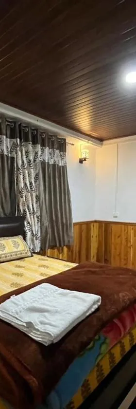 Hangkhim Homestay，位于拉瓦格拉的酒店