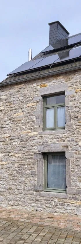 L'Arsouille Gîte Rural Doische，位于Doische的酒店