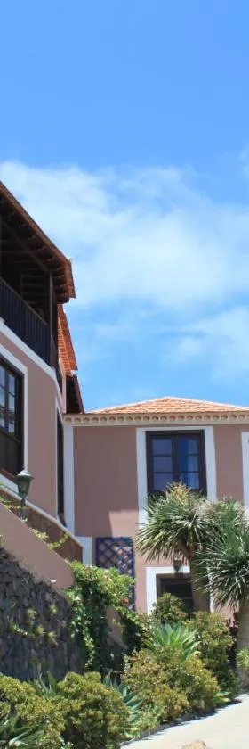Hotel Rural Ibo Alfaro - OFFLINE HOTEL，位于埃尔米瓜的酒店