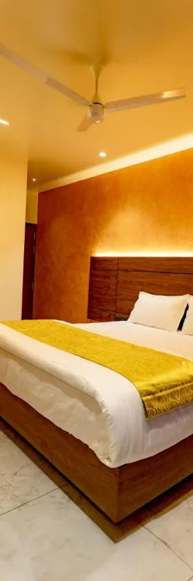 Uphills boutique hotel，位于卡拉瓦提亚尔的酒店