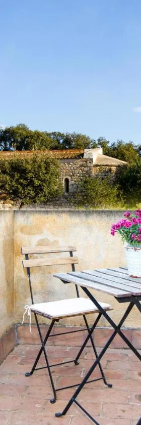 Mas Coquells Rural - Habitació doble amb bany i terrassa privada，位于Vilanant的酒店