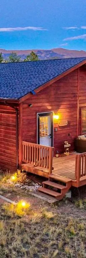 Monarch Landing, A Cozy Cabin w/360 Mountain Views，位于克里普尔克里克的酒店
