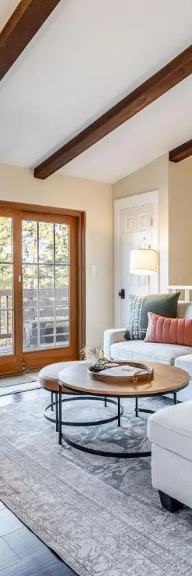 Pine Perch ~ Cozy Mountain Cabin w/ Views，位于Bailey的酒店