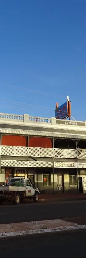 Royal Mail Hotel - Meekatharra，位于米卡萨拉的酒店