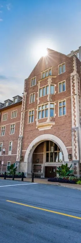 The Knight Center at Washington University，位于University City的酒店