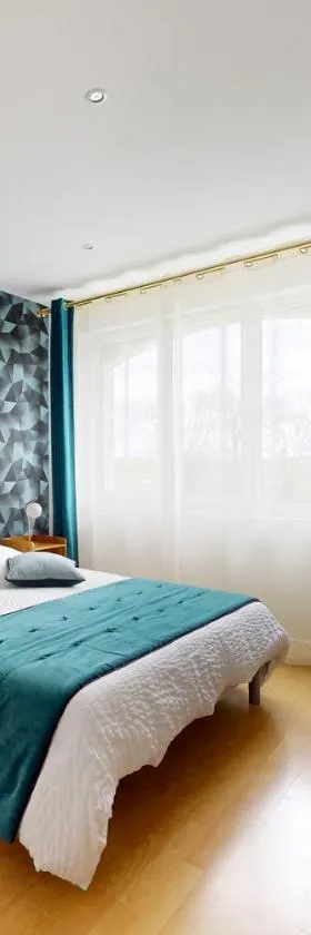 Chambre au Manoir de l'Onde, au bord de l'Yonne, près de Sens，位于Villeperrot的酒店