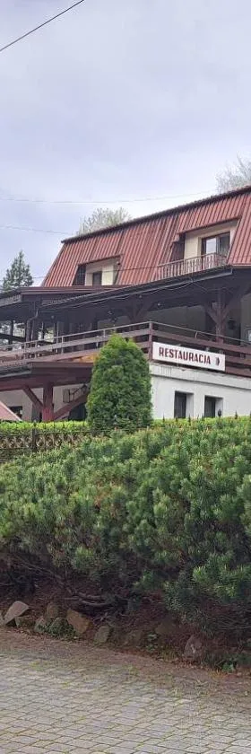 Zajazd-restauracja Zyga，位于Iwkowa的酒店