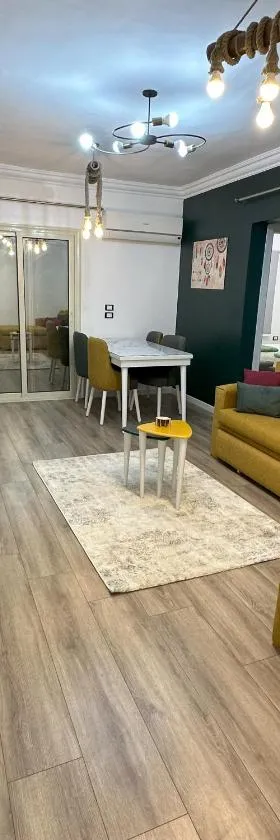 A very luxurious hotel apartment in Obour, the entertainment district, second floor, without an elevator，位于‘Ezbet el-Insha的酒店