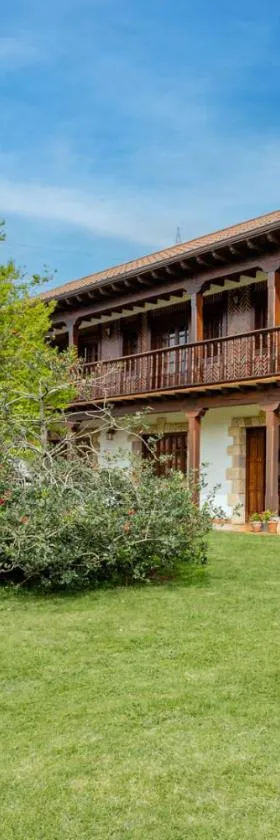 Casa Montañesa，位于埃拉斯蒂列罗的酒店