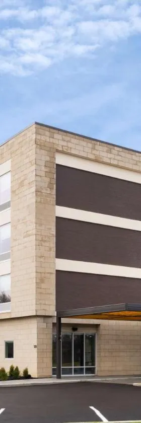 Home2 Suites By Hilton Brownsburg，位于布朗斯堡的酒店