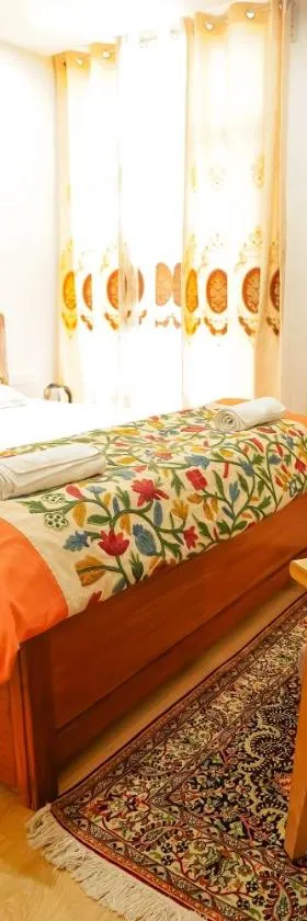 Zaabeel Villa Kashmir，位于斯利那加的酒店