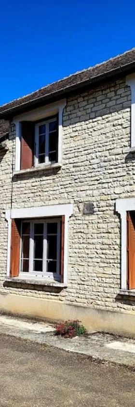 Bienvenue chez Pépère，位于Nitry的酒店