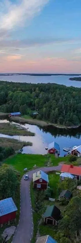 Kalles, skärgårdsidyll med utsikt över Hamnsundet，位于Saltvik的酒店
