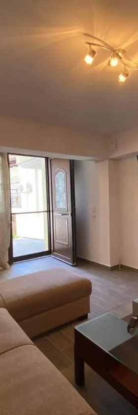 Penelope's apartment Ι，位于Potamia的酒店