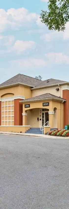 Extended Stay America Suites Washington DC Germantown Town Center，位于日耳曼敦的酒店
