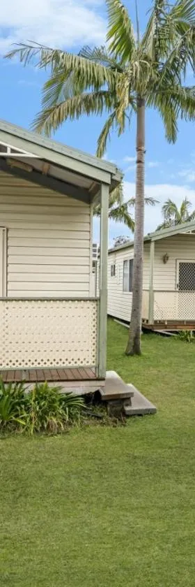 Teralba Lakeside Caravan Park，位于Teralba的酒店