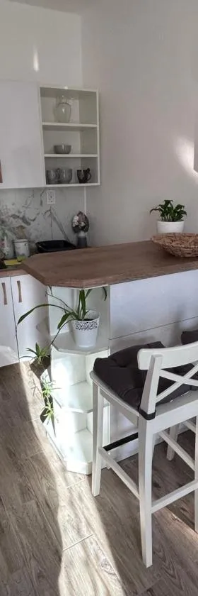 Bódva Apartman，位于Bódvaszilas的酒店