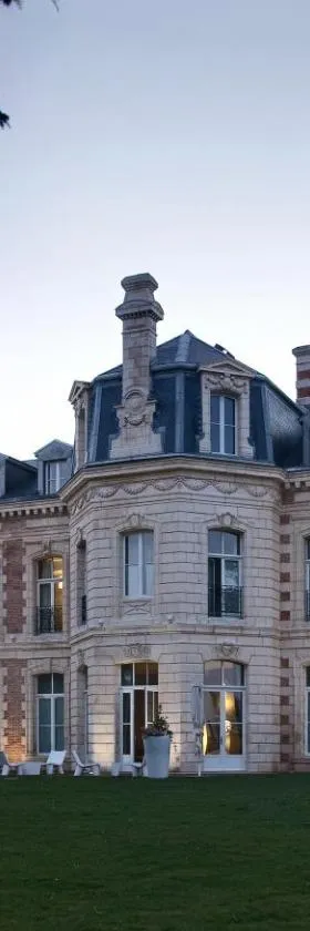 Hôtel et SPA du Château，位于拉戈尔的酒店