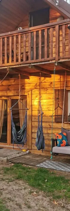Dream Forest Cabin - wiejska chata w lesie，位于华沙的酒店