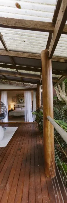 Hinterland Retreat on 30 acres - Sleeps 6，位于Broughton Village的酒店