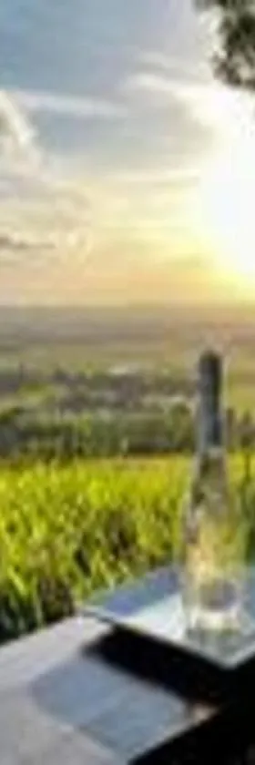 Chesterfield Farm Stay - Private Room，位于Barlil的酒店