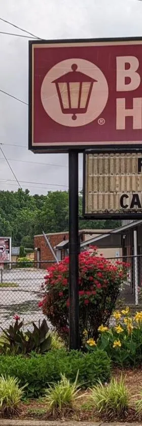 Budget Host Inn，位于亨德森的酒店