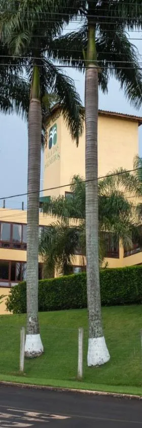 Hotel Vila das Palmeiras，位于阿尔蒂诺波利斯的酒店