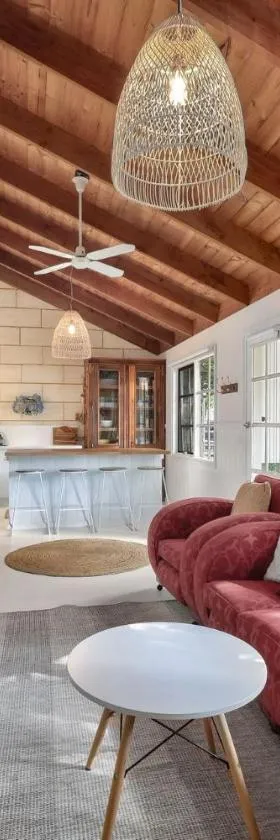 Jamieson Cottages - Cottage Four - Sleeps 4，位于Howqua的酒店