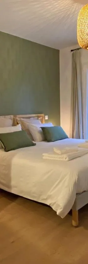 Appart 'Hôtel BreakIsleBed Limoges CHU & Fac Médecine Pharma à Pied parking gratuit，位于伊泽尔的酒店