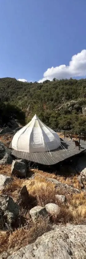 Paradise Ranch Inn - Liberated Tent，位于三河城的酒店