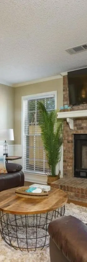Alabama Get Away Gorgeous Home Location A Near Medical Ctr，位于塔斯卡卢萨的酒店
