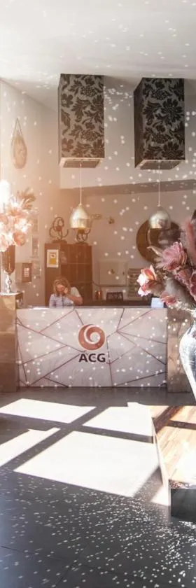 ACG酒店，位于Los Villares的酒店