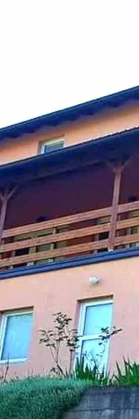 Apartment Dobra vila，位于佩鲁恰茨的酒店